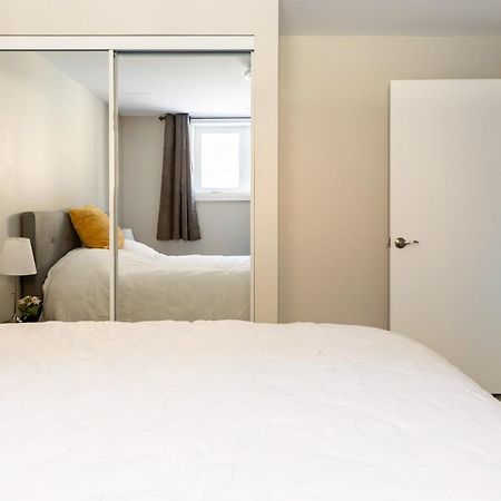 Entire 2 Bedroom Apartment Downtown - U1 Kitchener Luaran gambar